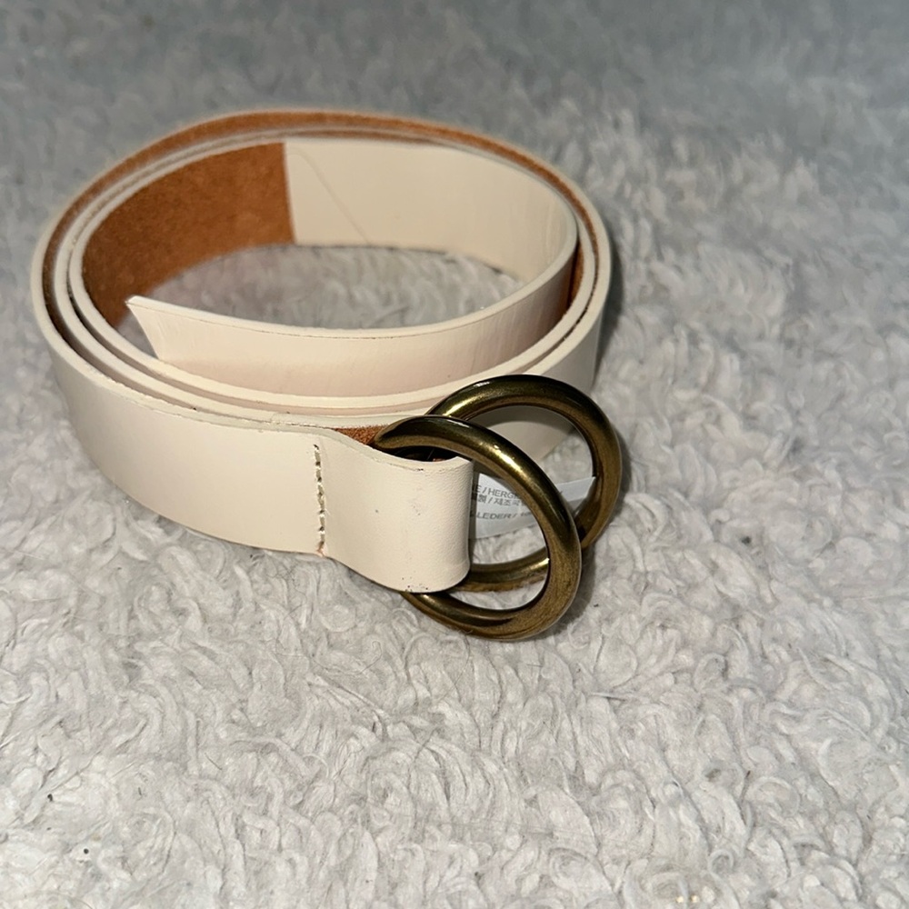 J. Crew off white leather two ring o ring belt xs / small 🕊️